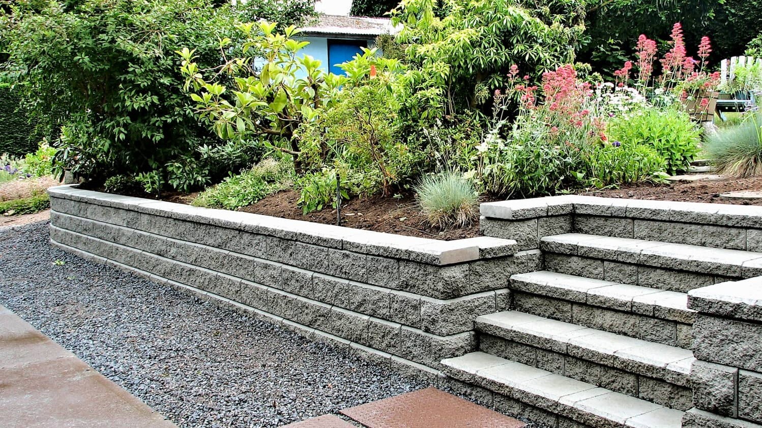 Retaining Wall Contractors Reviews? Compare Top Services Easily!